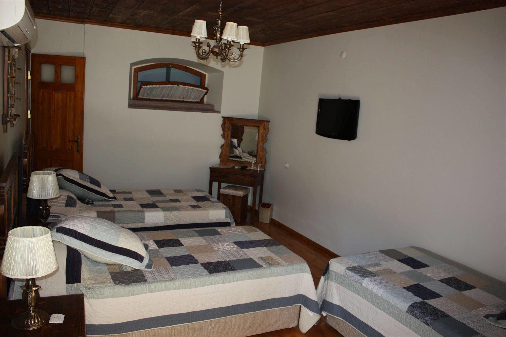 Hera Hotel Bergama Exterior photo