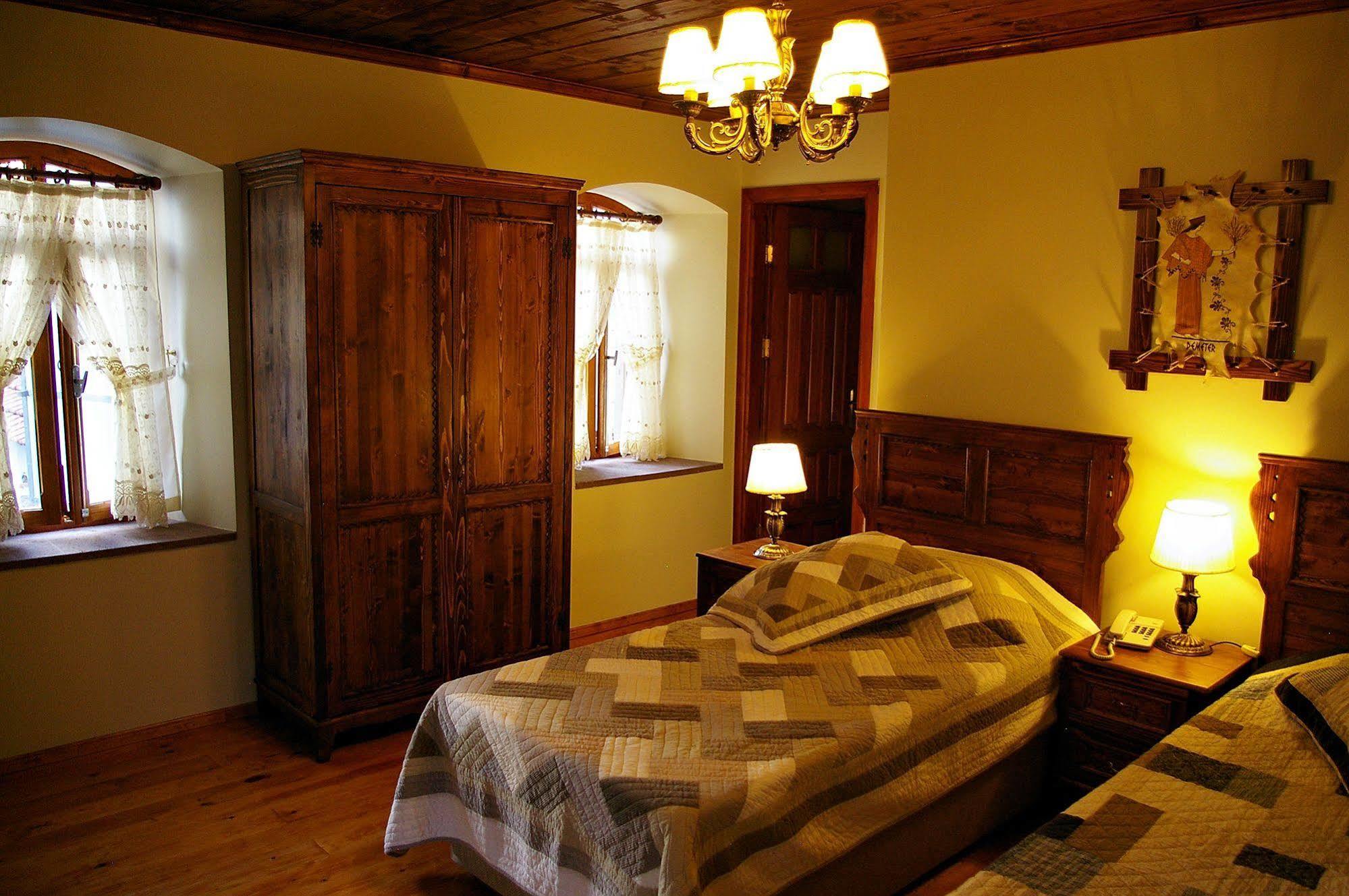 Hera Hotel Bergama Exterior photo
